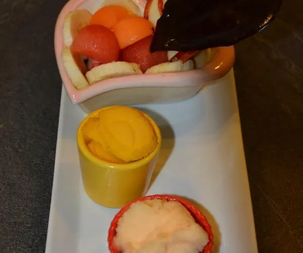 Mere Elvira 3* Lourdes