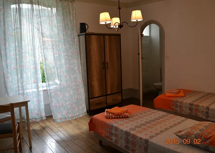 Mere Elvira Guest house